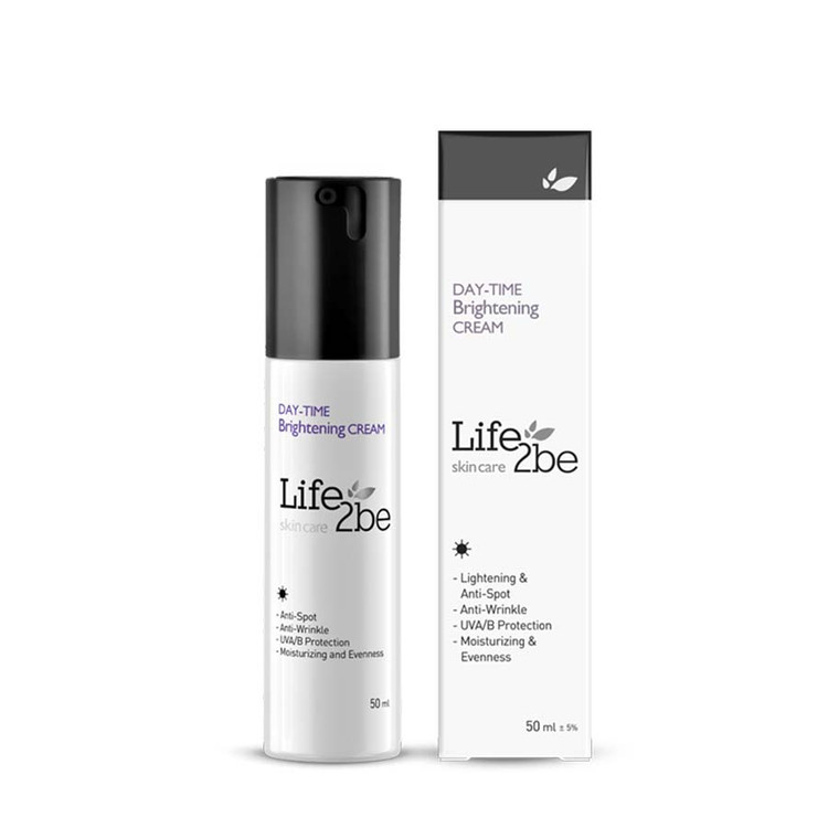 کرم آبرسان و مات کننده پوست های چرب لایف تو بی