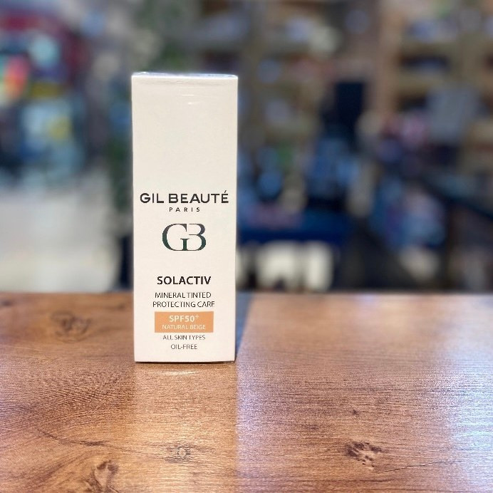 کرم ضدآفتاب رنگی مینرال SPF50 ژیل بوته مناسب انواع پوست و بدون چربی بژ روشن